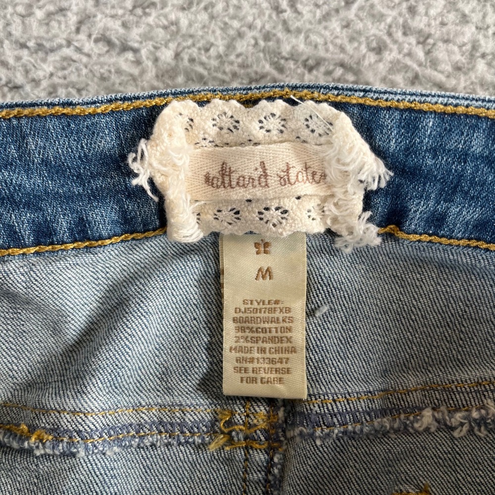 Altar'd State Women's Raw Hem Denim Mini Skirt Size Medium - Picture 5 of 7